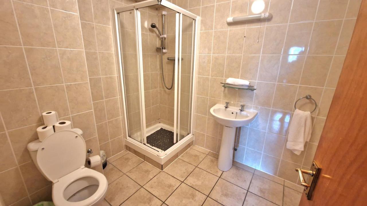 Glen Abhainn Standard Budget Accommodation Athlone Dış mekan fotoğraf